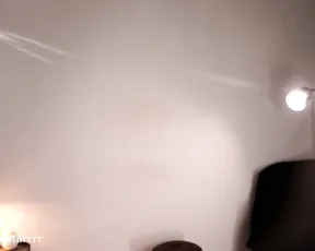 shiningstarrr — Rhythmic Close-Up Dance With Intimate Tease