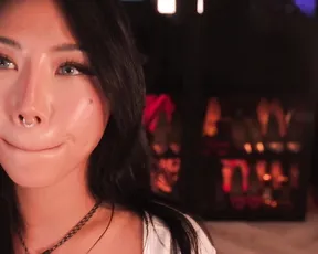 ami_katana — Deepthroat Close-up With Foot Tease
