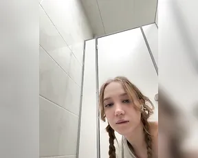 bambi_lu — Petite Blonde's Hardcore Toy Show