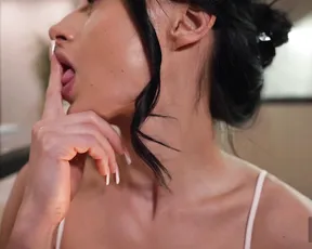 brandiloveee — Riches Worship Dominant Heels Show