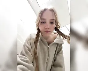 bambi_lu — Intense Orgasm With Interactive Toys