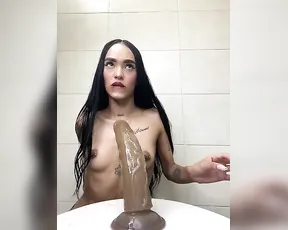 exotic_girl666 — Teasing Nipple Play And Squirt