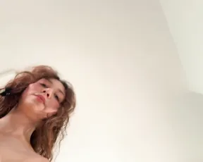 blissdilley — Teen's Close-Up Squirt Moment