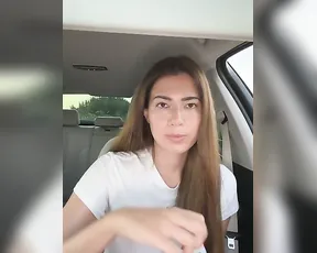 clairebree — Watch Young Curves Twerk & Play