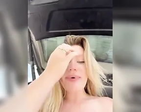 justmilaa — Twerking Curves With Toys