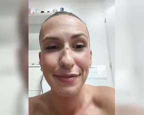 lola_tentatiion — Intimate Deluxe Cam2Cam Connection
