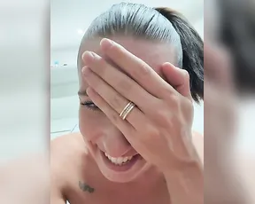 lola_tentatiion — Intimate Deluxe Cam2Cam Connection
