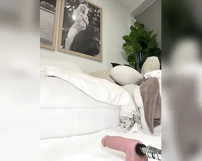 aus_queen — Sporty Curves And Teasing Intensity