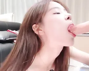 Butterbear — Young Asian Beauty's Slow Sensual Journey