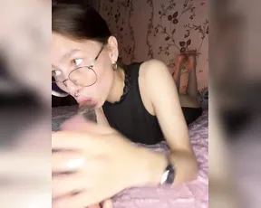 JennyDooley — Uninhibited Hand Play And Masturbation
