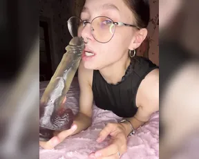 JennyDooley — Uninhibited Hand Play And Masturbation