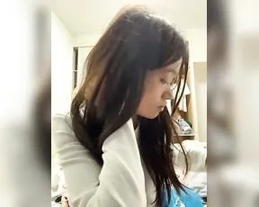 meiguigongzhu520 — Asian Beauty's Intimate Close-Up