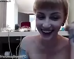 Hot thing is showing off