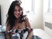 Chatmebabe69 juicy milf brunette in bed free webcam show