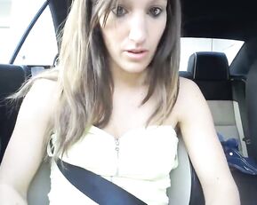 Sextwoo fingering in car webcam show