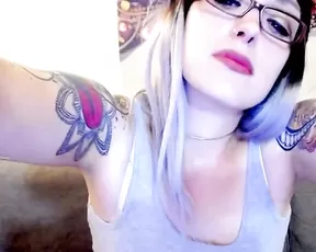 Kinky babe wants to cum
