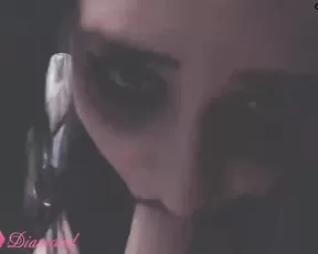 Naughty emo babe shaves her kitty in tub