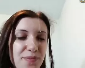 Horny guy makes her orgasm