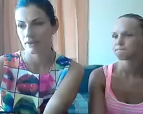 topless Luiza & Stela