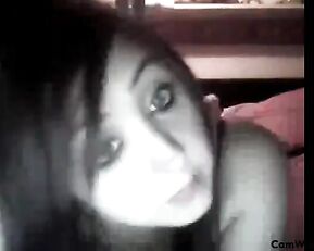 HannahMaria busty teen brunette in bed finger pussy webcam show