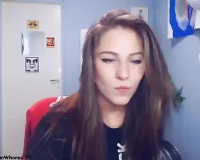 Amazingbluesky fun sexy teen on chair free webcam show