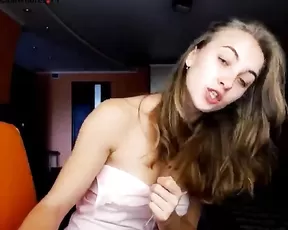 So pretty brunette girlfriend preffer suck black cocks than white cocks,!damn!
