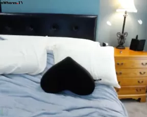 Hot ass girl riding a hard pecker