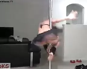 SexiiBrii juicy milf blonde dancing striptease webcam show