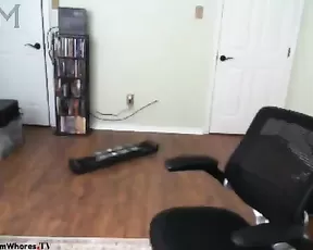 Madison_Riley beautiful nude milf brunette show her natural tits webcam show
