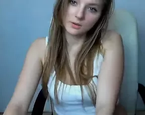 Allisis sexy teen on chair free webcam show