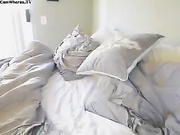 beabee tasty beauty blonde play with pussy and dildo webcam show