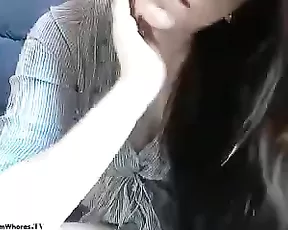 Big babe knows how to rock