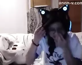 Girl banged in kitchen and getting facialized