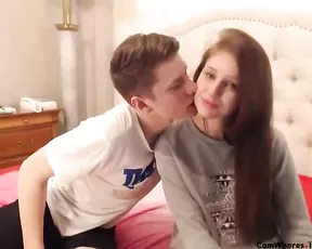 So pretty brunette girlfriend make awezone webcam sex fun with his dude