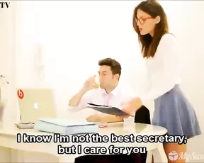 Dude plows her ass and she drills her cooch