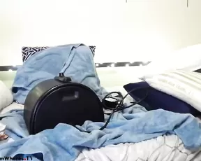Instead of a massage Milf gets a fat dick.