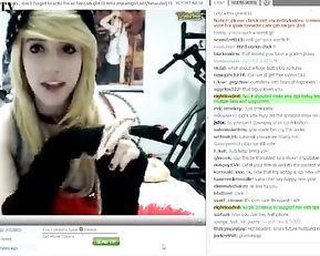 Teen blonde donate teasing in bed webcam show