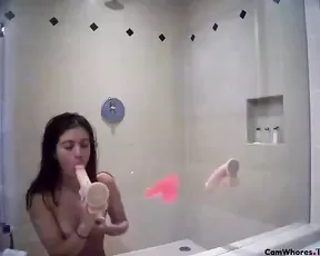 Slim naked brunette in shower masturbate webcam show