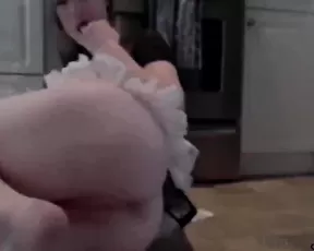 Big ass chick sits on a dildo