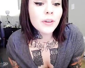 Sugarbooty fat and hot tattoo milf girl webcam show