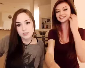 Birdylovesit tasty sexy girls webcam show