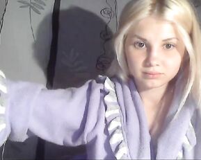 Balerinka sexy teen blonde show tits webcam show