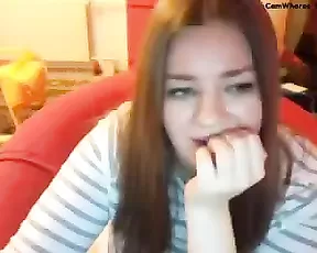 Nice teen show her face webcam show