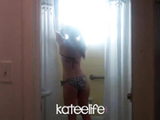 My wife spreads her legs wide for deeper fuck