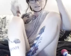 Cum loving brunette gets a salty treat