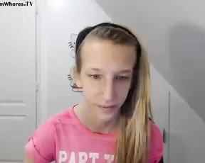 mayatiny little blonde teasing webcam show