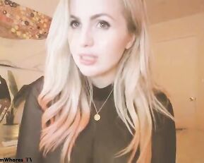 Beautiful blonde big titted slut strips online