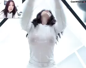 Kiara is massaging her tits