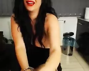 Passion milf brunette free teasing webcam show