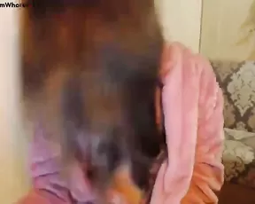 So pretty brunette wife make a hell of a blowjob with mouth cumshot,enjoy